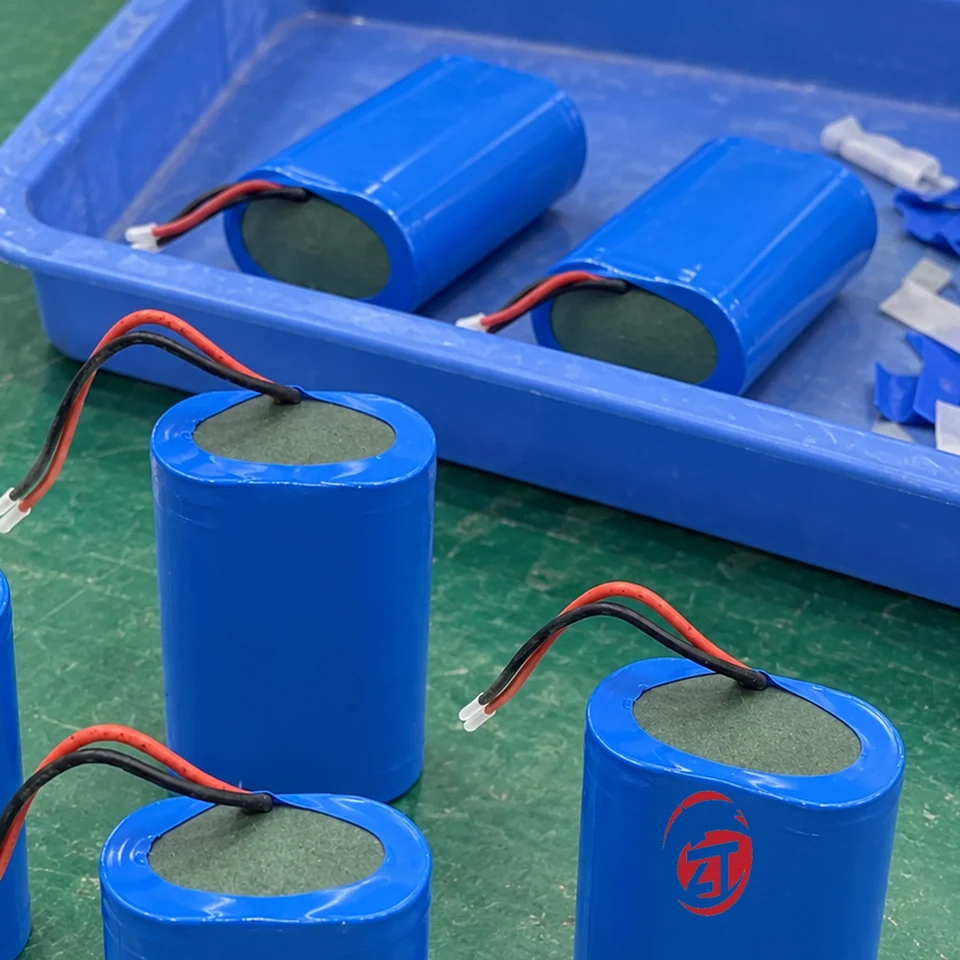 7.4V 2000mAh Battery Pack — product detail